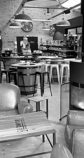 Un bar chic et décontracté